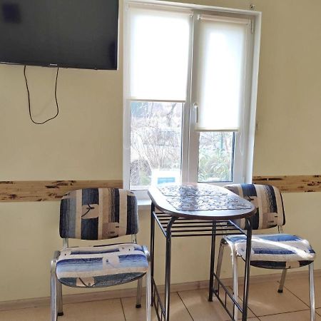 Bambukovyi Gai Apartment Kyiv Exterior photo