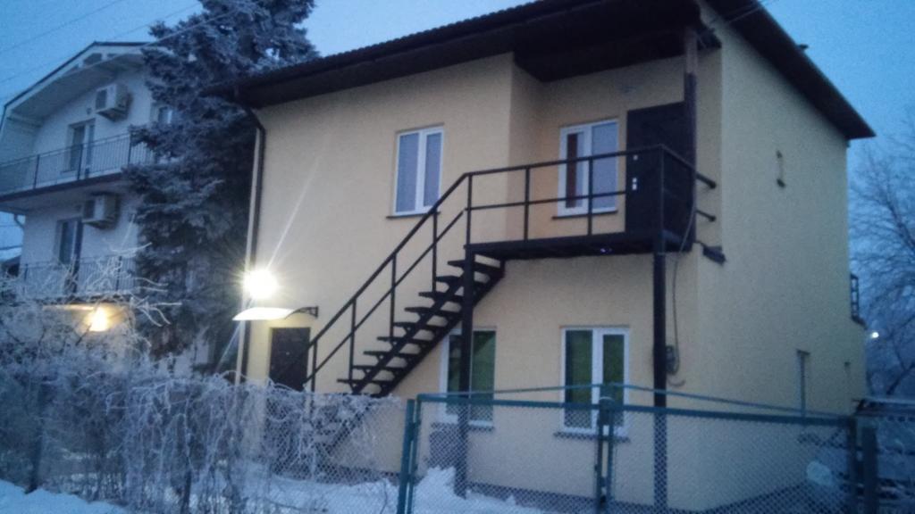 Bambukovyi Gai Apartment Kyiv Exterior photo