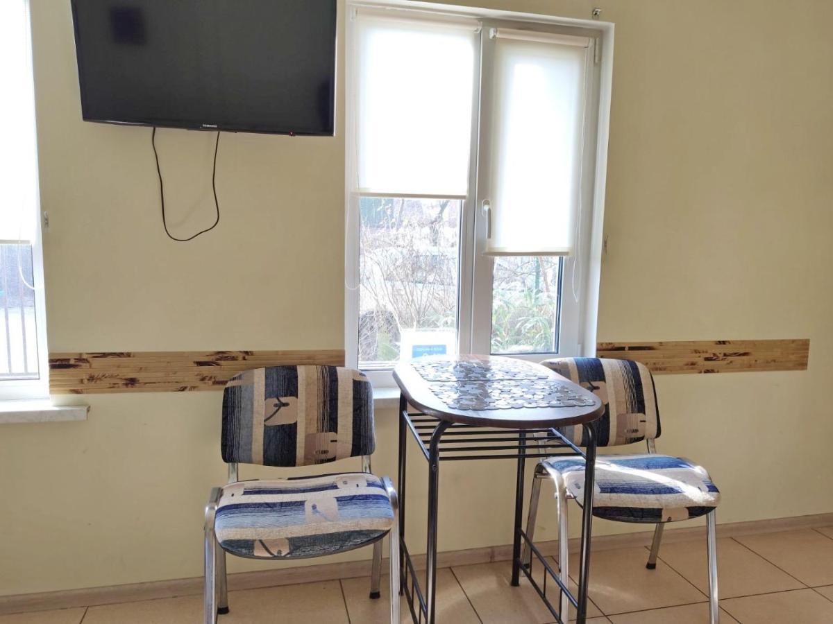 Bambukovyi Gai Apartment Kyiv Exterior photo